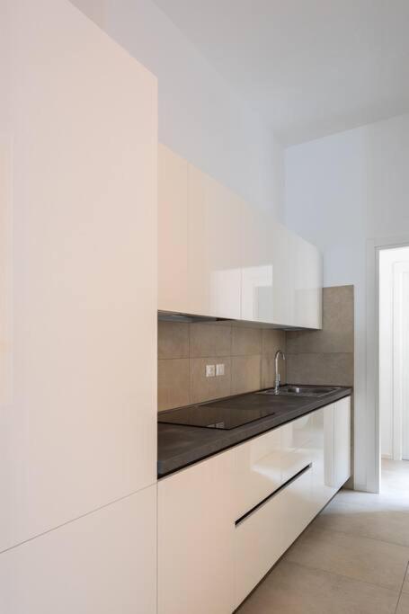 Apartment Isaia - 10 Minutes From Piazza Maggiore Bolonya Dış mekan fotoğraf